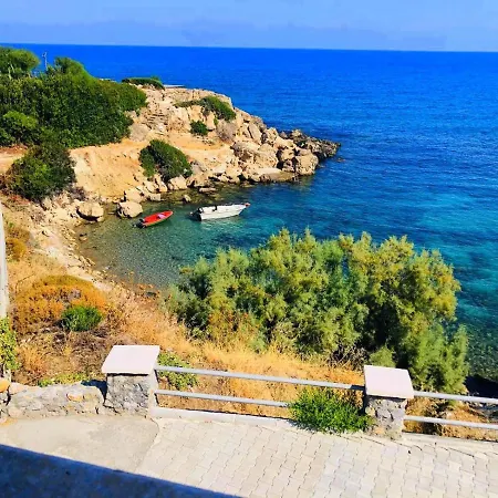 Sea & Sky Next To Escape Hotell Krini